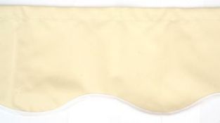 Ivoor Polyester Volant voor Zonwering van 300cm - met golvende rand